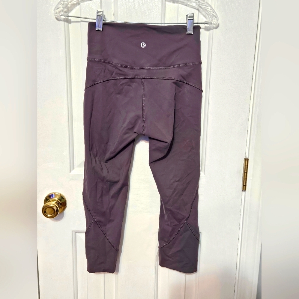 Lululemon Dark Purple Cropped Leggings Size 4